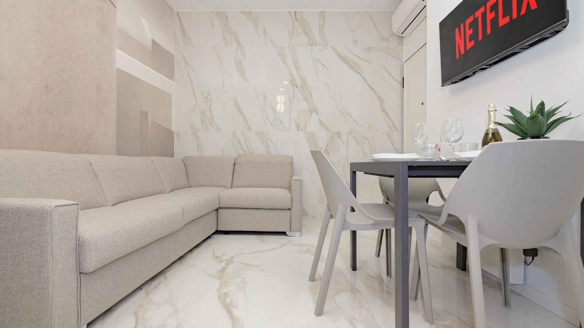 4Co4 - Duomo - Luxurious - Large - Central Mediolan