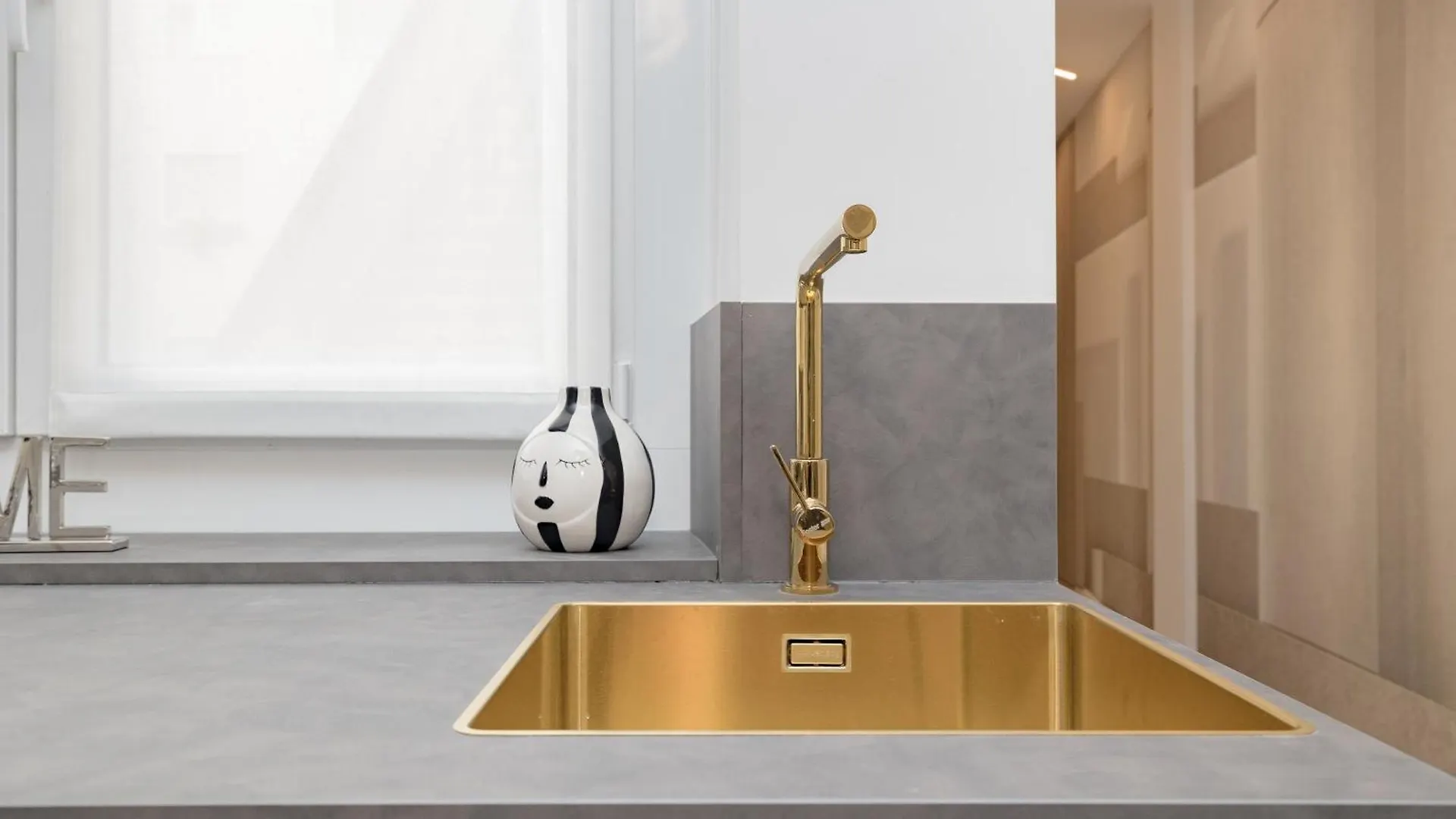 Apartament 4Co4 - Duomo - Luxurious - Large - Central Mediolan